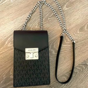 Michael Kors Cross Body Bag